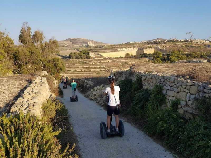 San Dimitri Area, Għarb Tour