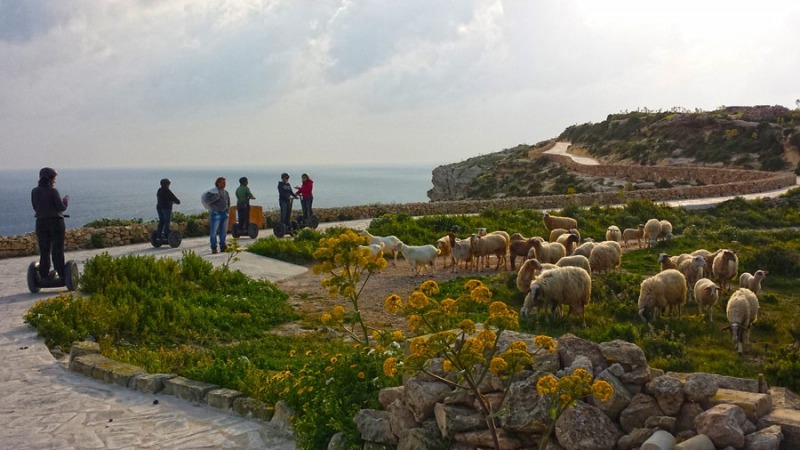 Sanap Cliffs, Munxar Tour