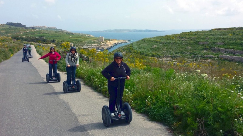 Ta’ Ċenc, Sannat Tour